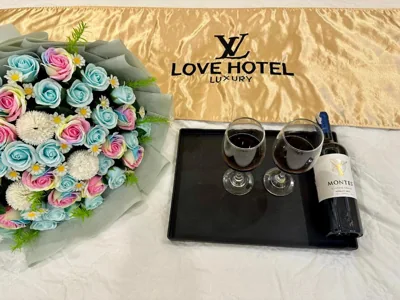 Love Luxury Hotel Vườn Lài – Fotos 4